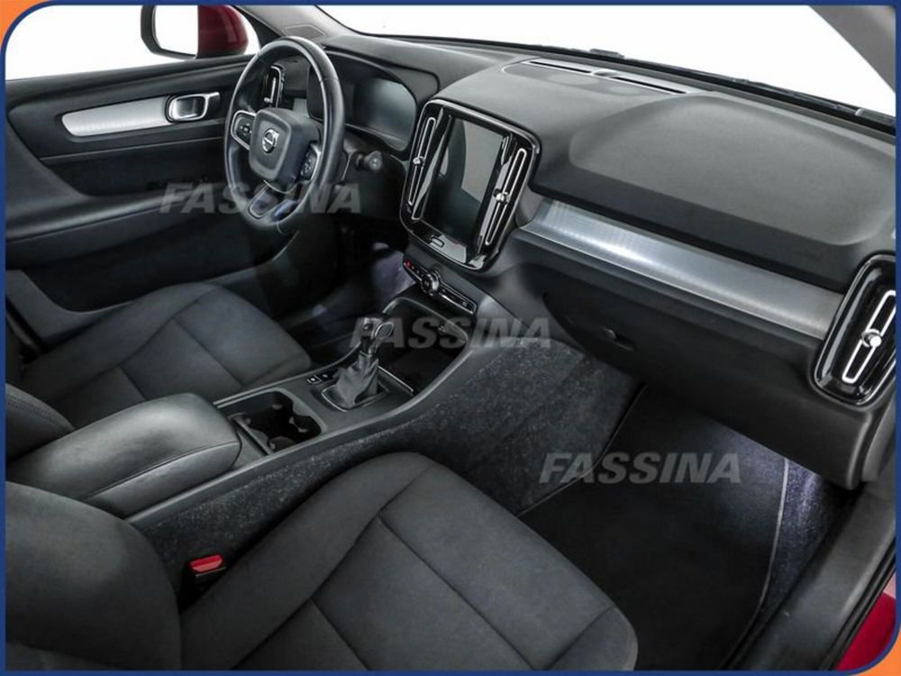 Volvo XC40 usata a Milano (14)