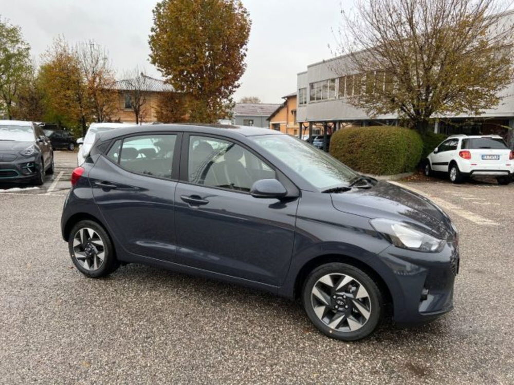 Hyundai i10 nuova a Bologna (7)