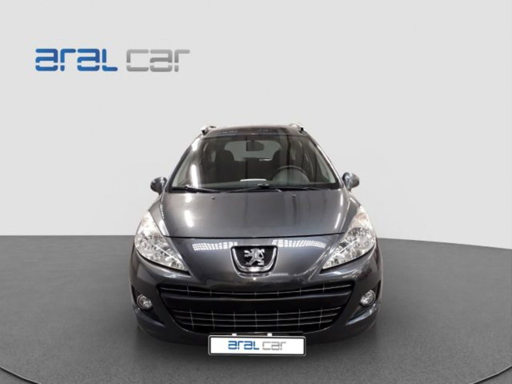 Peugeot 207 SW usata a Torino (2)