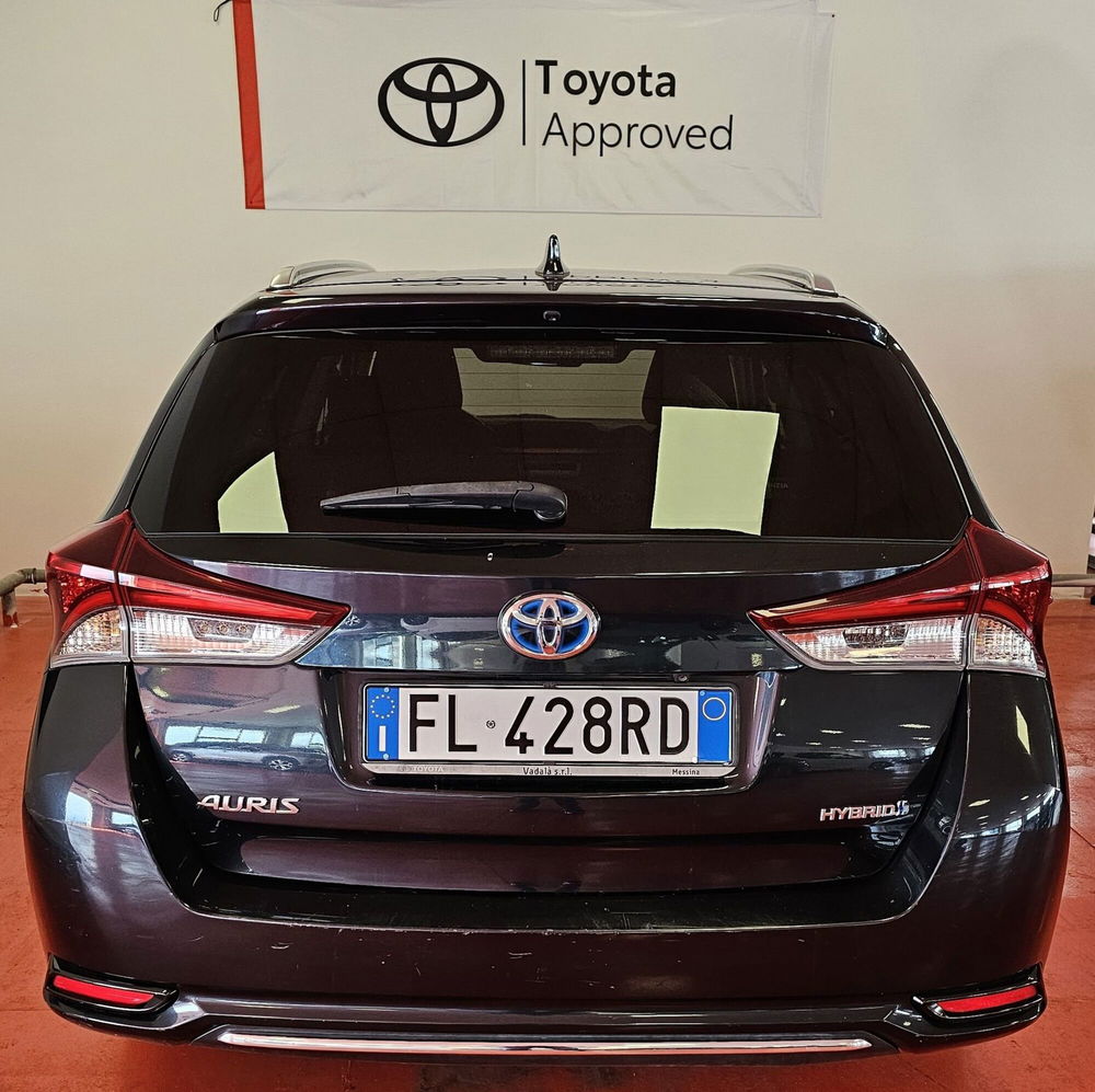 Toyota Auris Station Wagon usata a Messina (4)