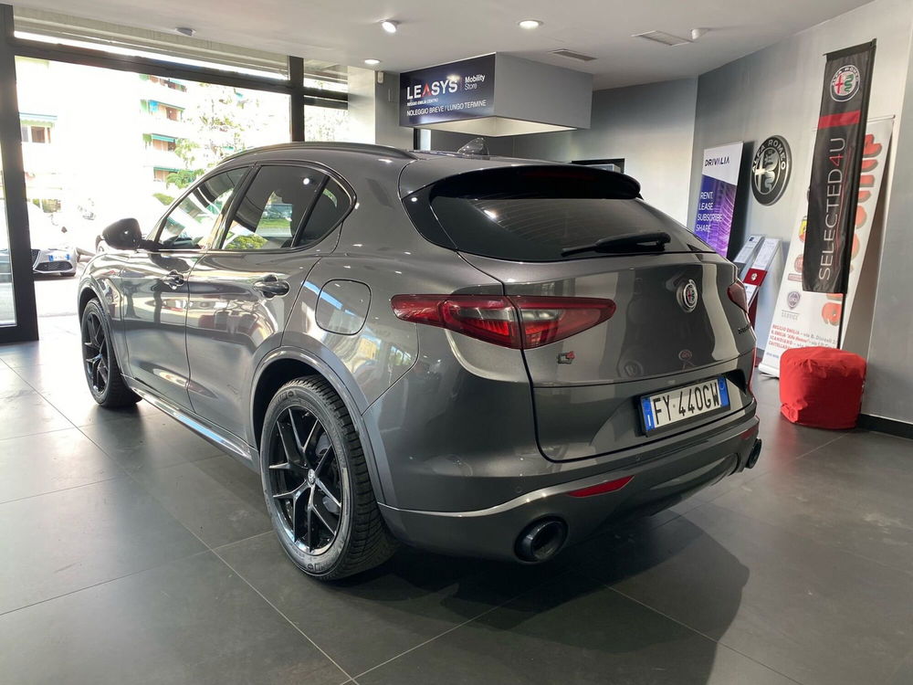 Alfa Romeo Stelvio usata a Reggio Emilia (16)