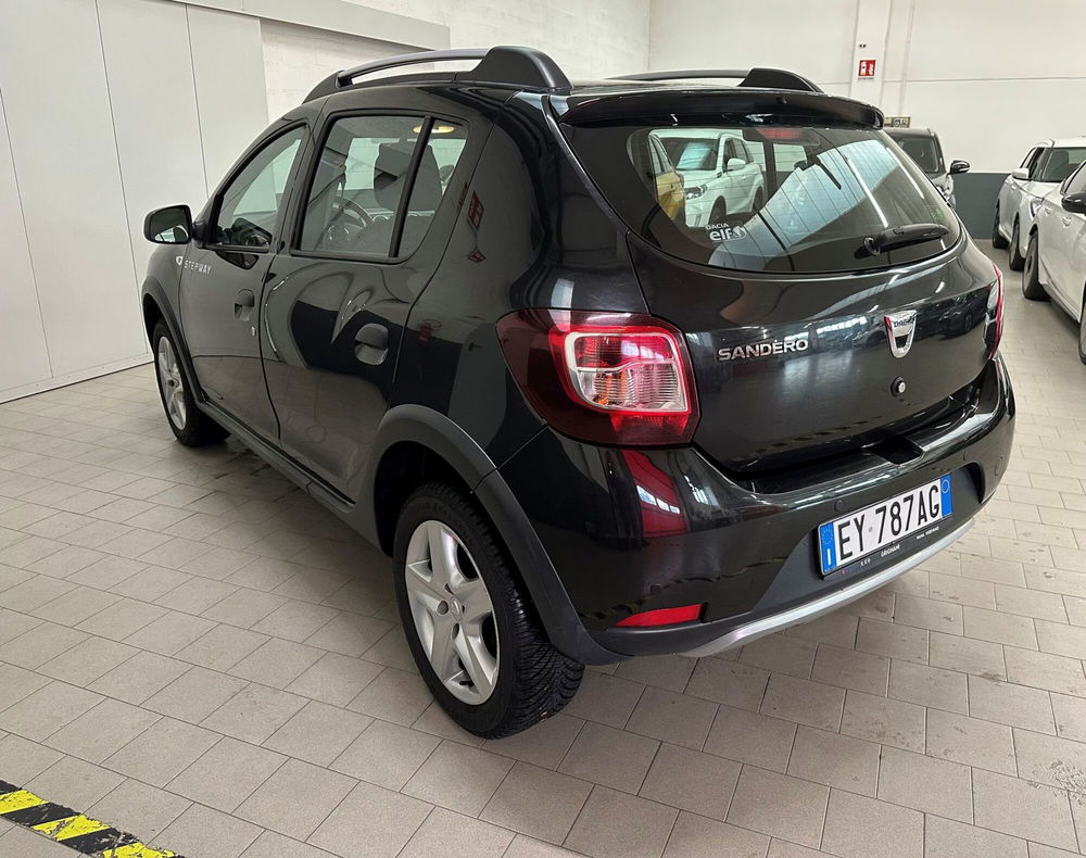 Dacia Sandero usata a Pavia (6)