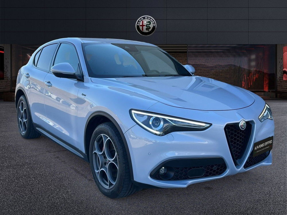 Alfa Romeo Stelvio usata a Pescara (3)