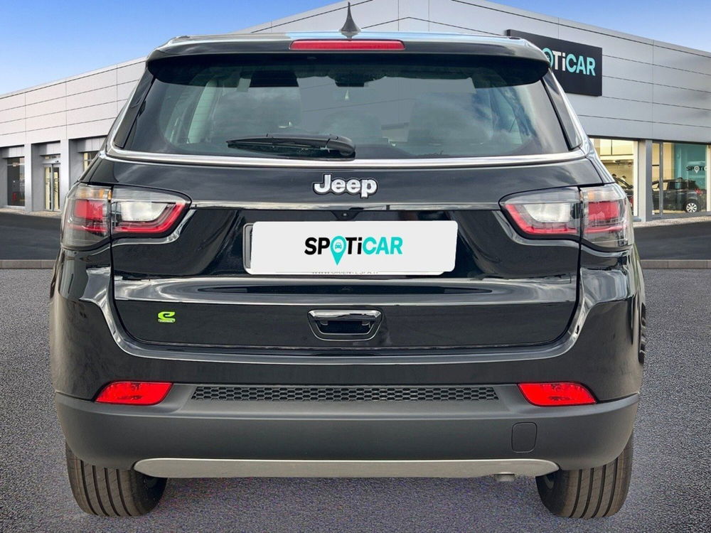 Jeep Compass nuova a Pescara (6)