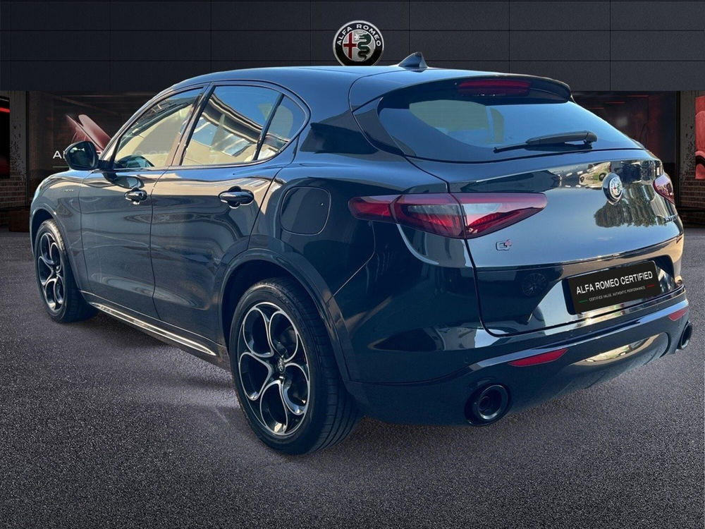 Alfa Romeo Stelvio usata a Pescara (6)