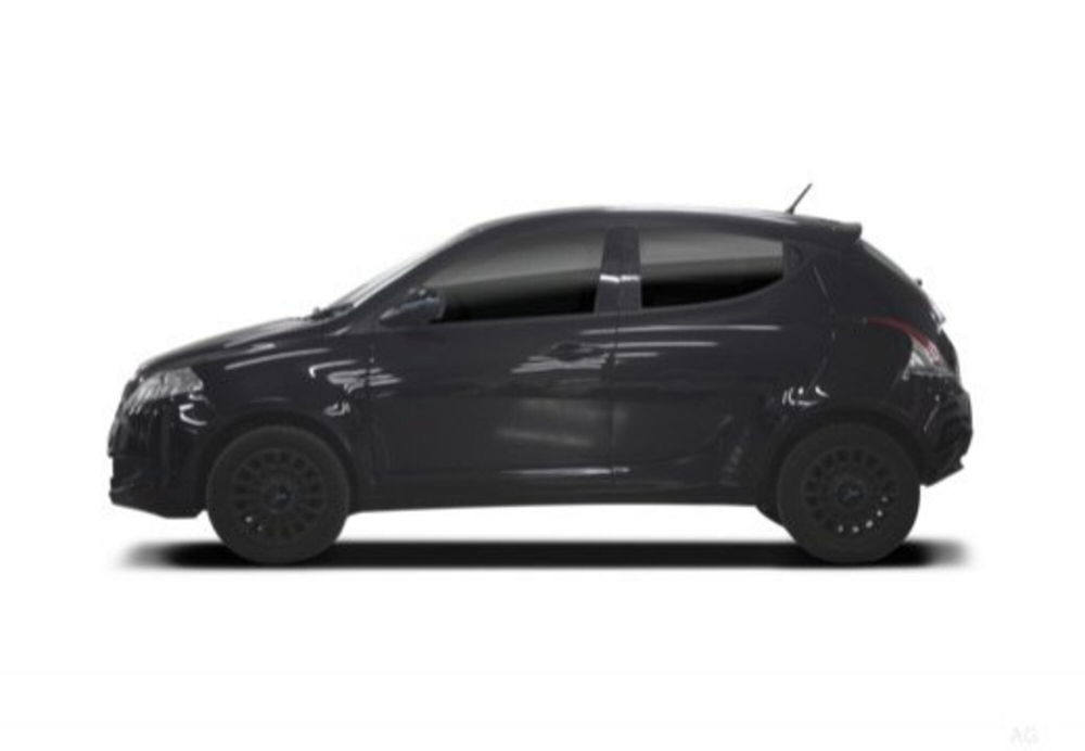 Lancia Ypsilon nuova a Pescara (9)