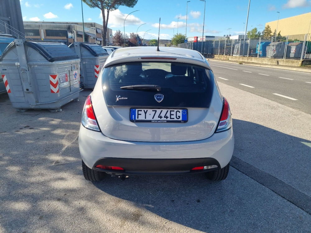 Lancia Ypsilon usata a Siena (3)