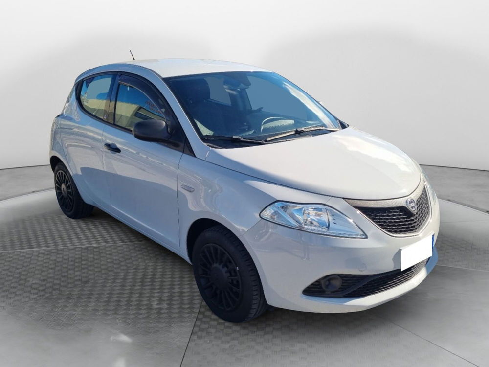 Lancia Ypsilon usata a Siena (8)