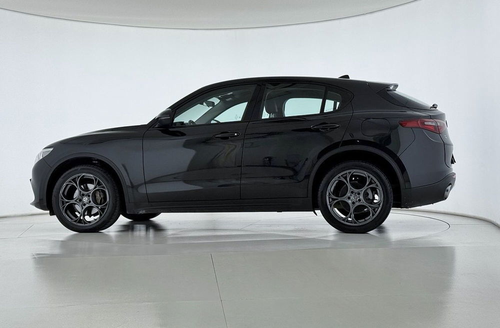 Alfa Romeo Stelvio usata a Perugia (3)