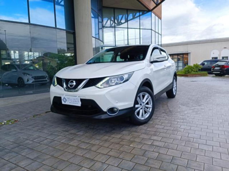 Nissan Qashqai 1.5 dCi Acenta  del 2016 usata a Castelfranco di Sotto