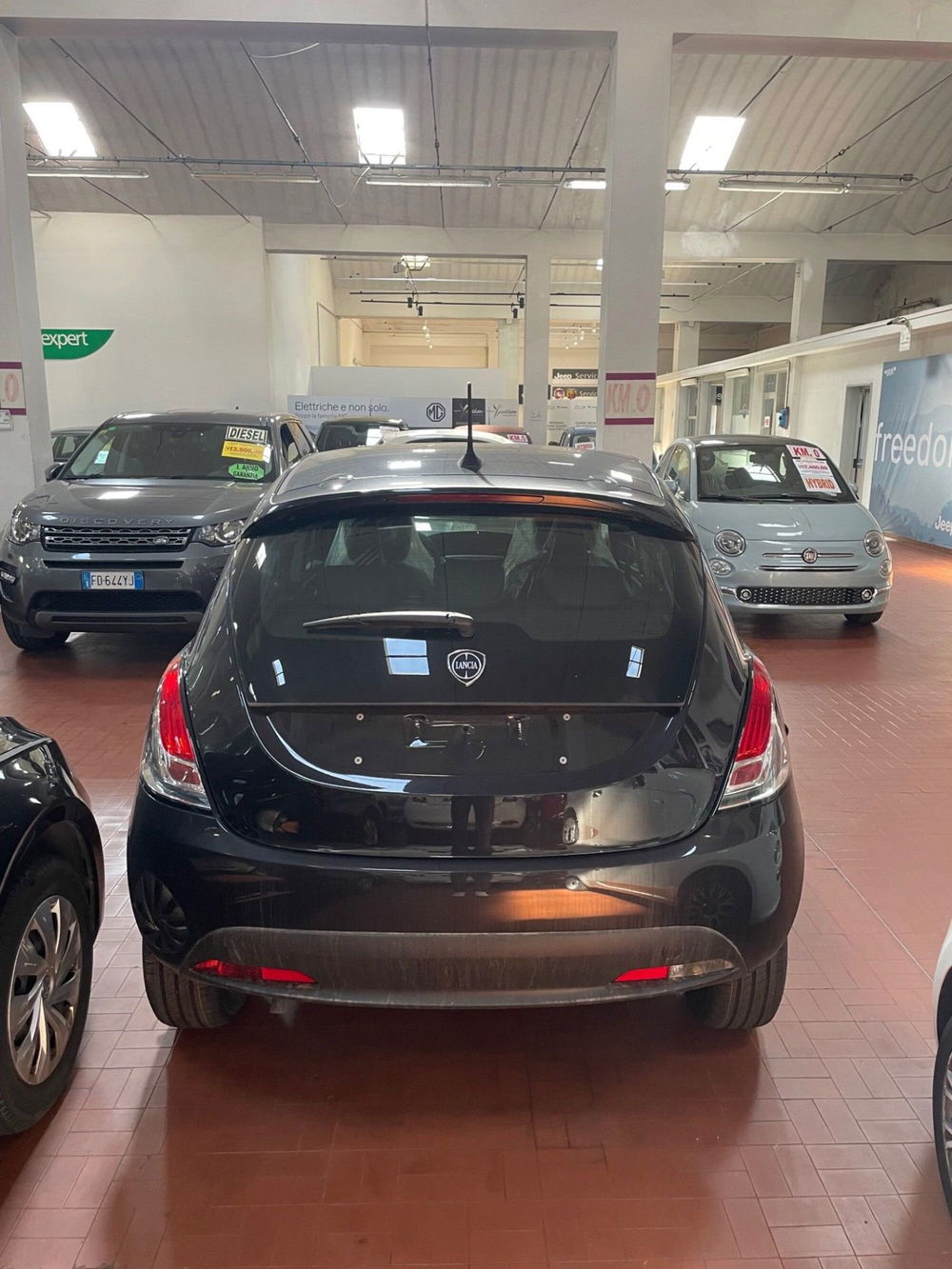 Lancia Ypsilon nuova a Lucca (4)