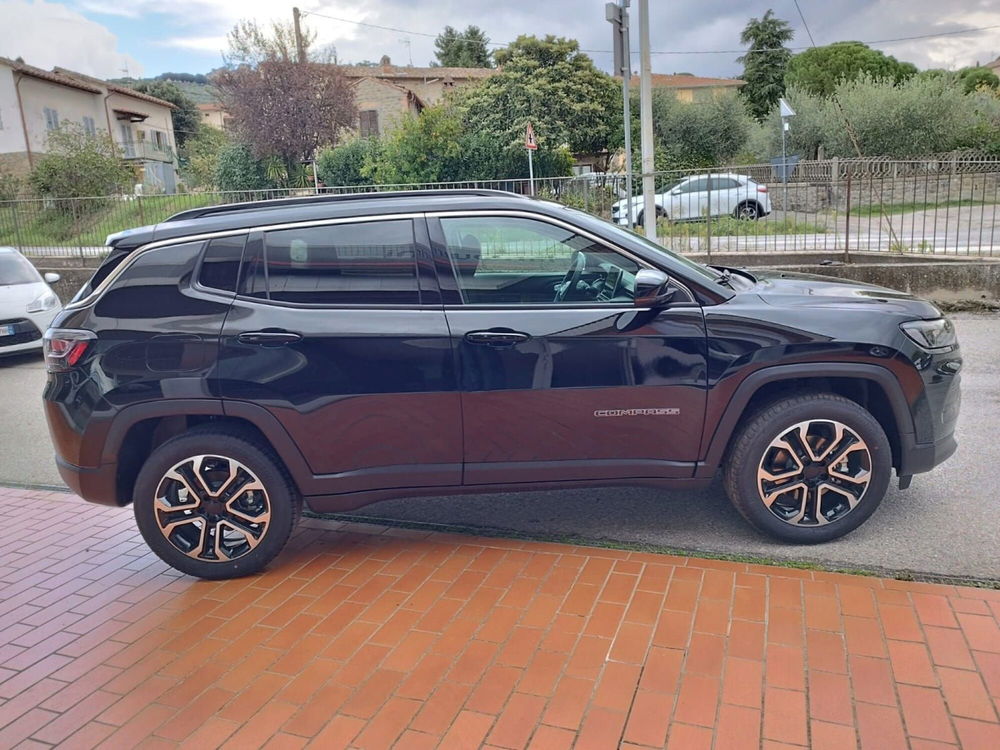 Jeep Compass nuova a Arezzo (6)