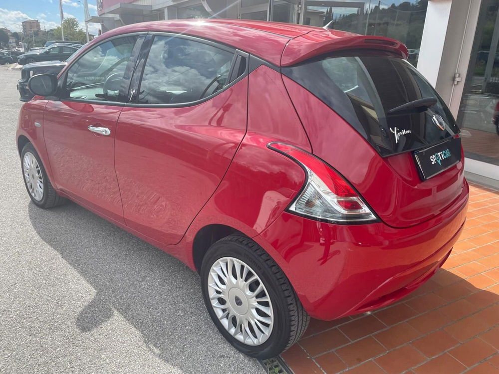 Lancia Ypsilon usata a Arezzo (7)