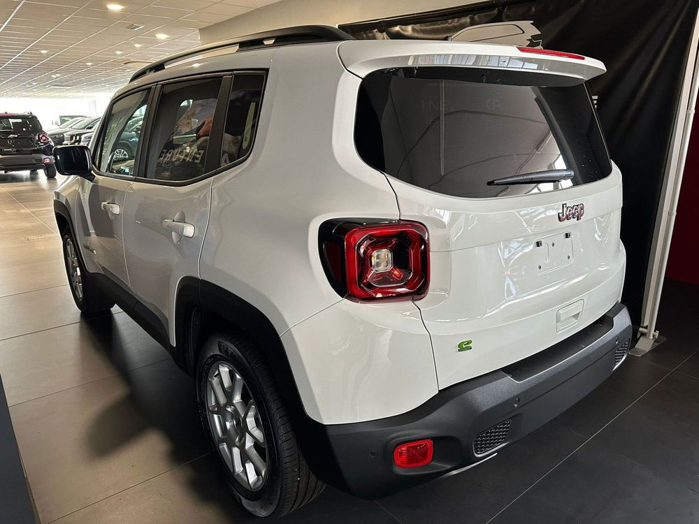 Jeep Renegade nuova a Arezzo (4)