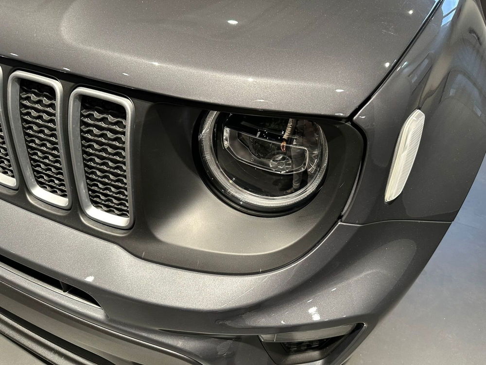 Jeep Renegade nuova a Arezzo (19)