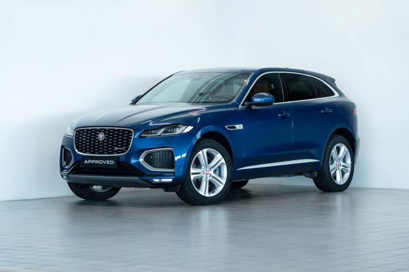 Jaguar F-Pace 2.0 PHEV 404 CV AWD aut. R-Dynamic S  del 2023 usata a Venezia