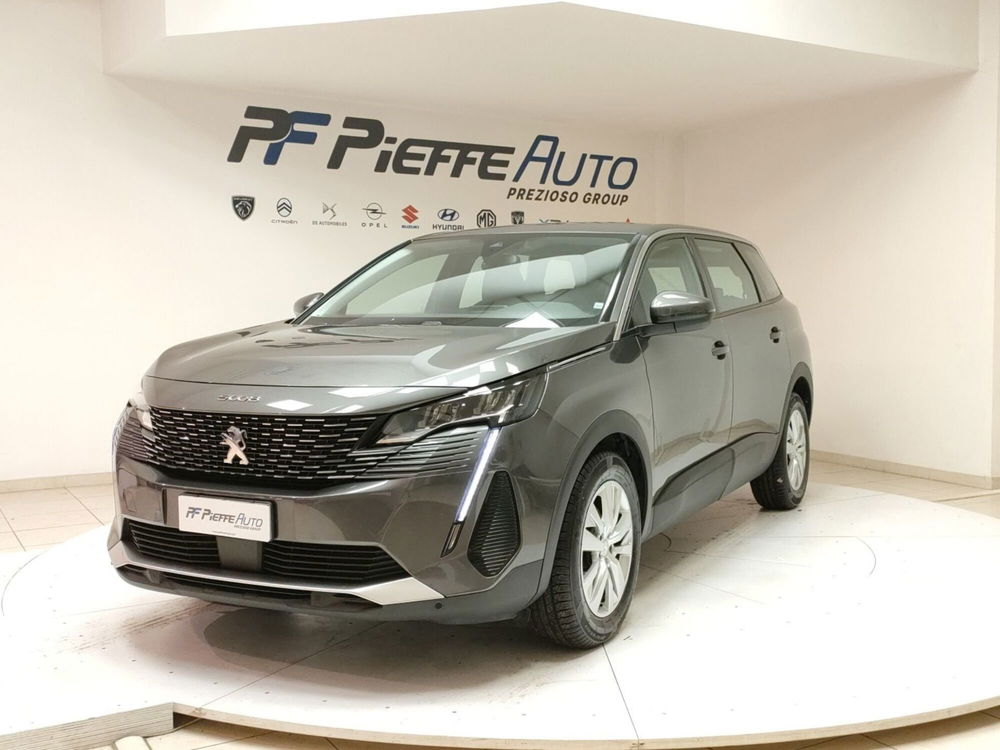 Peugeot 5008 usata a Teramo