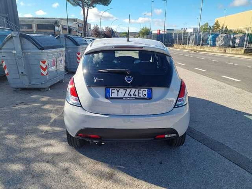 Lancia Ypsilon usata a Siena (3)