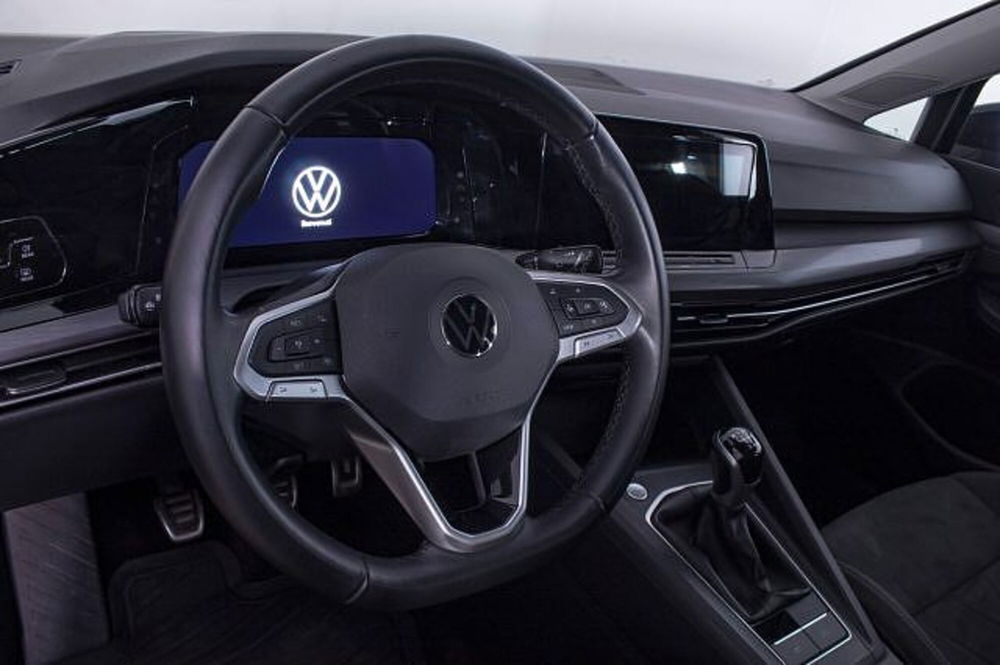 Volkswagen Golf Variant usata a Novara (13)