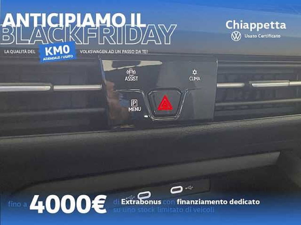 Volkswagen Golf Variant nuova a Cosenza (12)