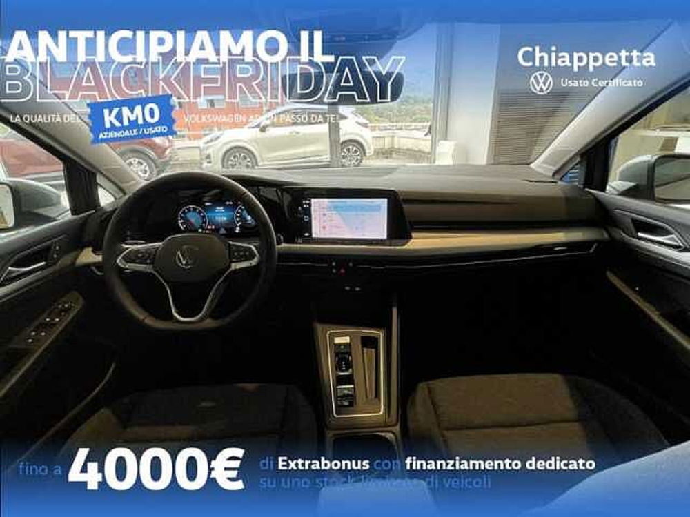 Volkswagen Golf Variant nuova a Cosenza (13)