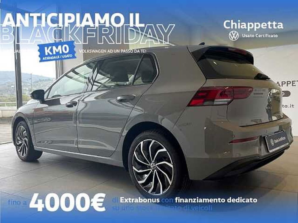 Volkswagen Golf Variant nuova a Cosenza (4)