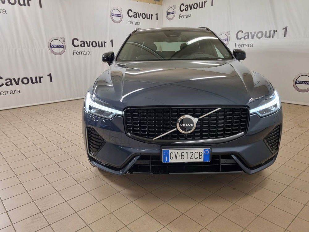 Volvo XC60 nuova a Ferrara (3)