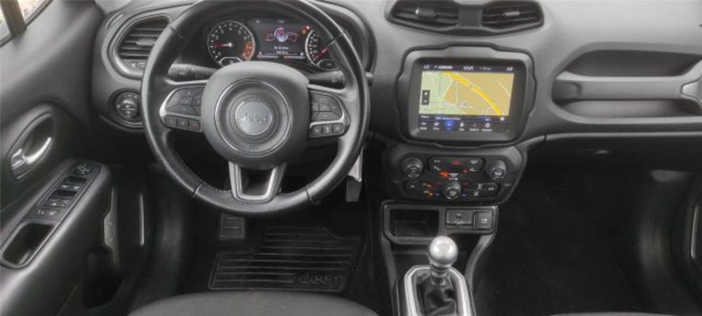 Jeep Renegade usata a Bari (13)