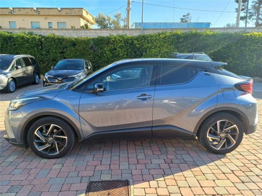 Toyota Toyota C-HR usata a Bari (7)