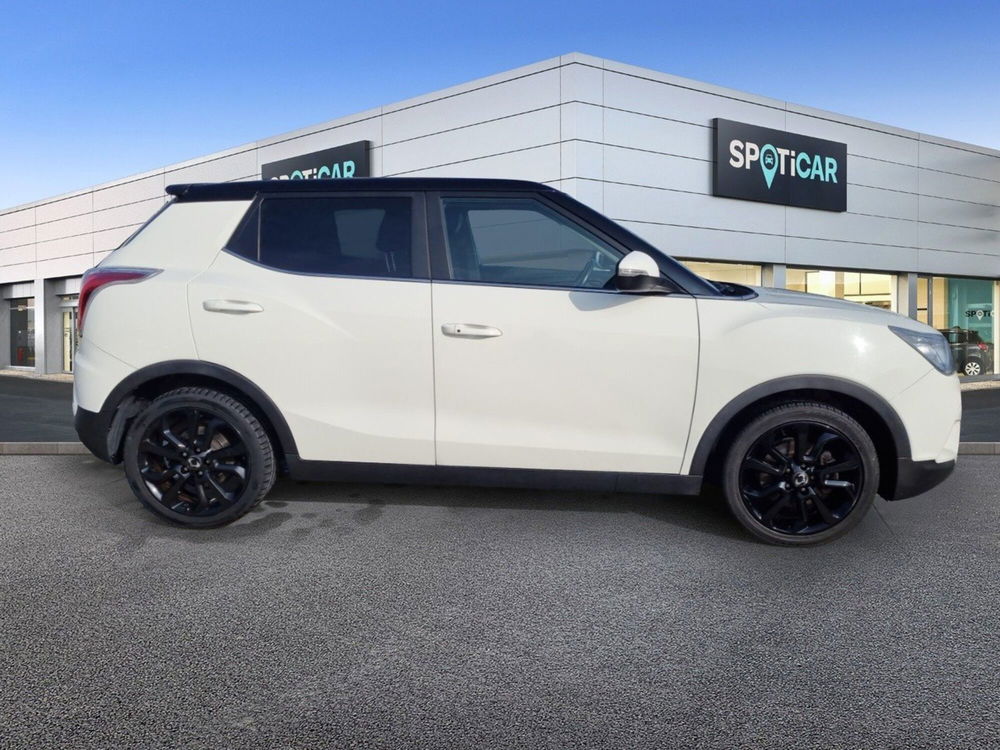 Ssangyong Tivoli usata a Pescara (4)