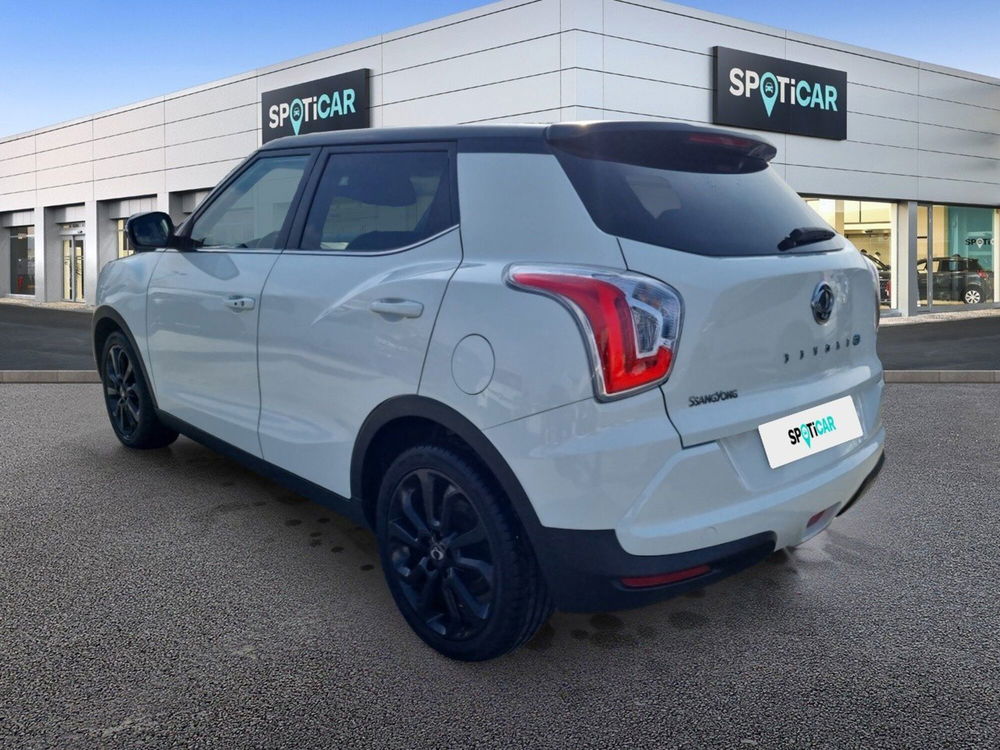 Ssangyong Tivoli usata a Pescara (7)