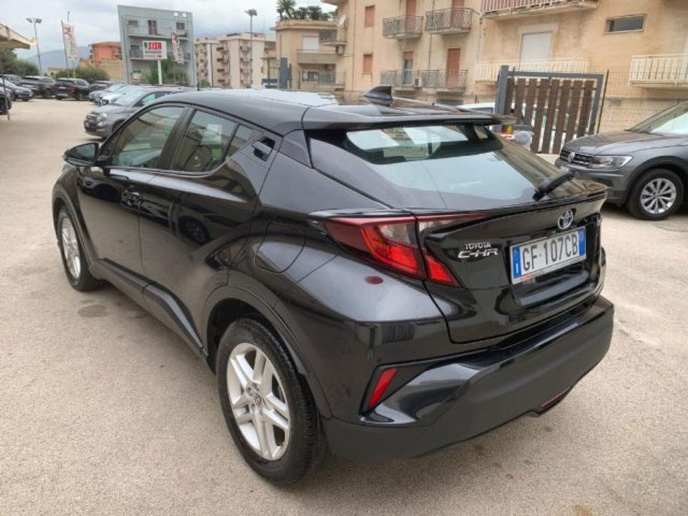 Toyota Toyota C-HR usata a Trapani (13)