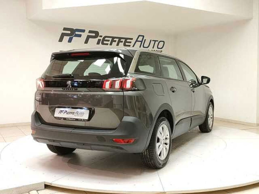 Peugeot 5008 usata a Teramo (4)