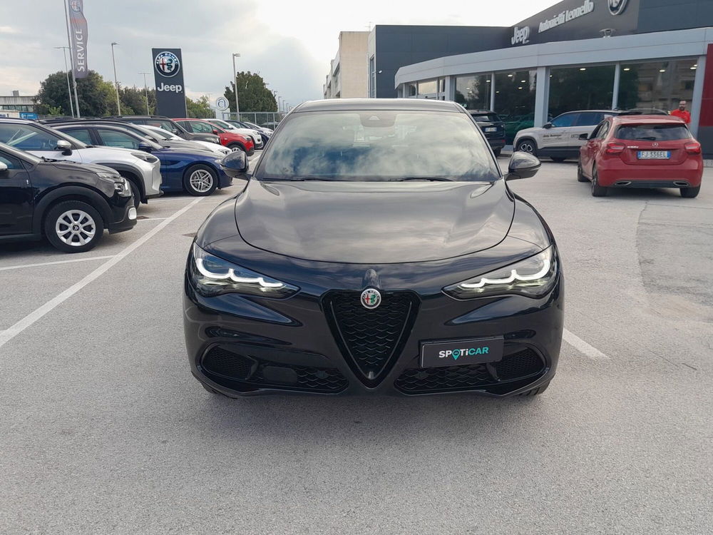 Alfa Romeo Stelvio usata a Ancona (2)