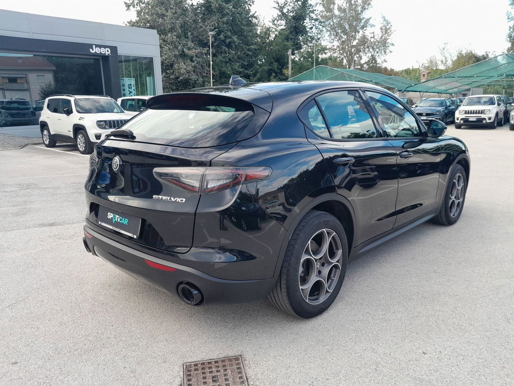 Alfa Romeo Stelvio usata a Ancona (5)