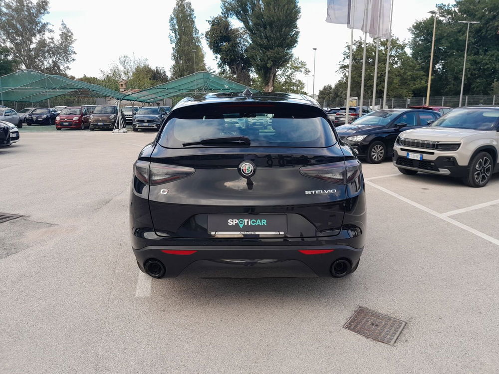 Alfa Romeo Stelvio usata a Ancona (6)