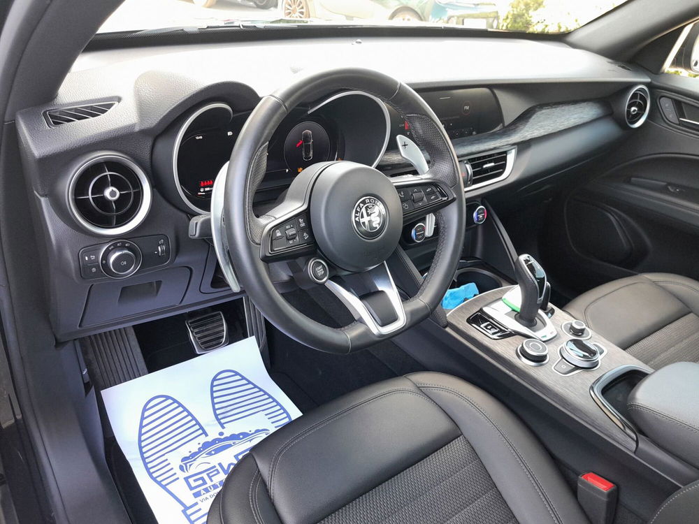 Alfa Romeo Stelvio usata a Ancona (9)