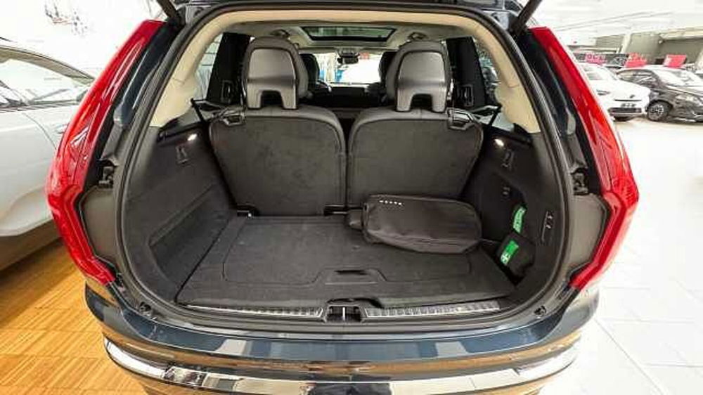 Volvo XC90 nuova a Milano (11)