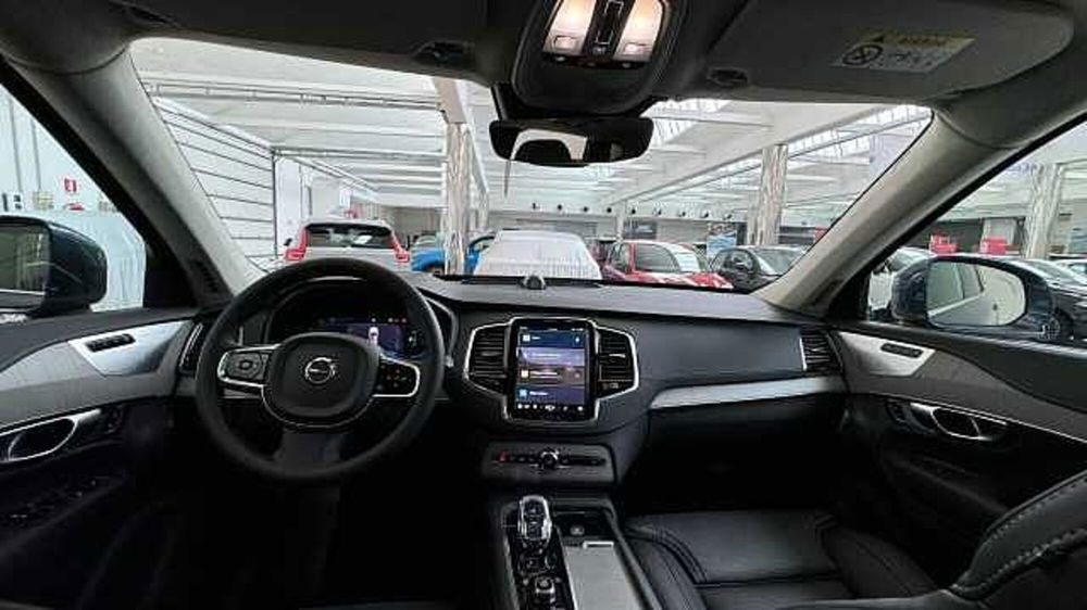 Volvo XC90 nuova a Milano (18)