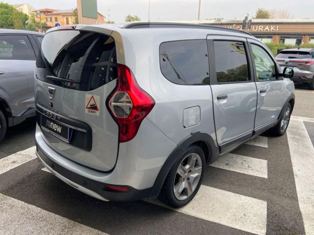 Dacia Lodgy usata a Pavia (12)