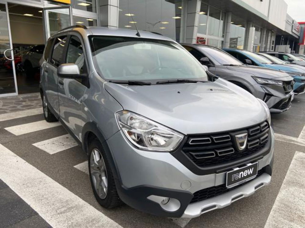 Dacia Lodgy usata a Pavia (4)