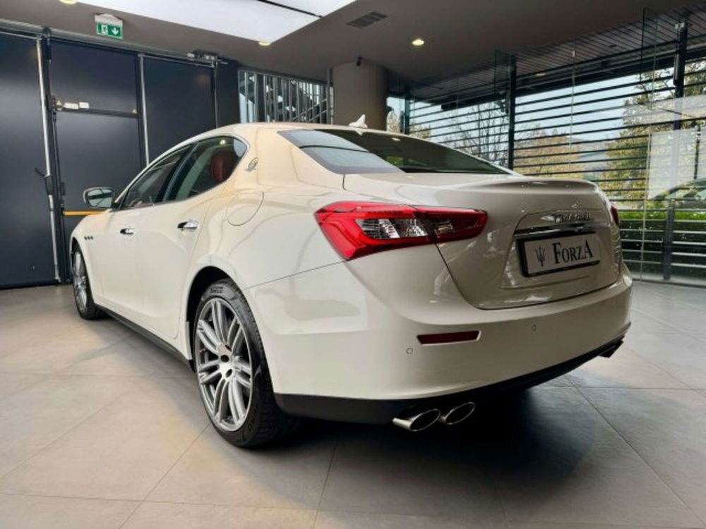 Maserati Ghibli usata a Torino (6)