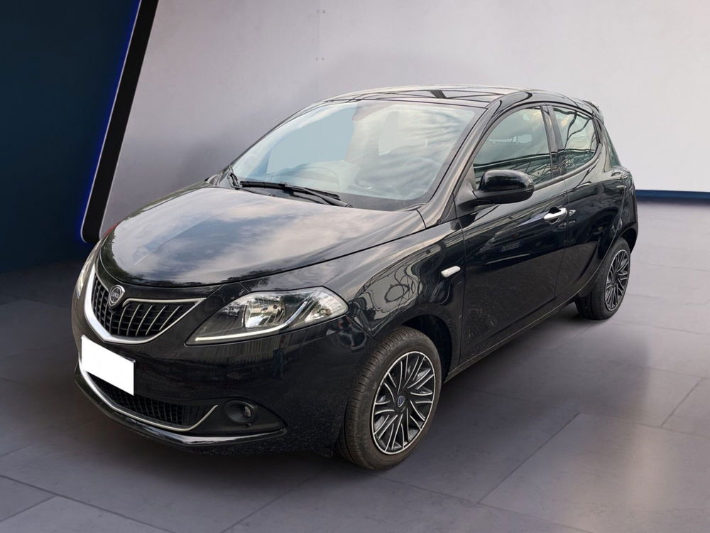 Lancia Ypsilon usata a Torino (2)