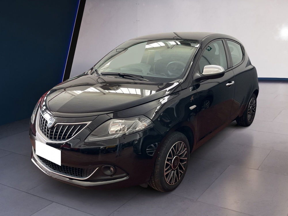 Lancia Ypsilon usata a Torino (2)