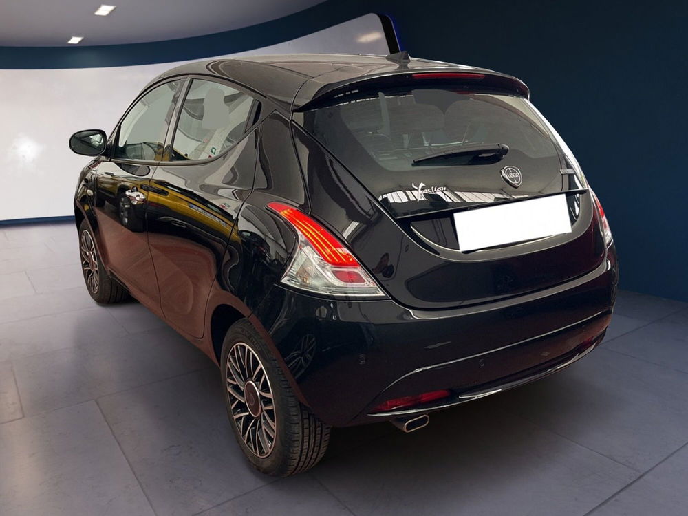 Lancia Ypsilon usata a Torino (4)