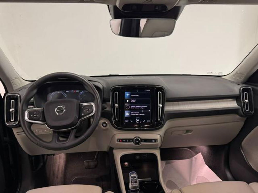 Volvo XC40 usata a Como (5)