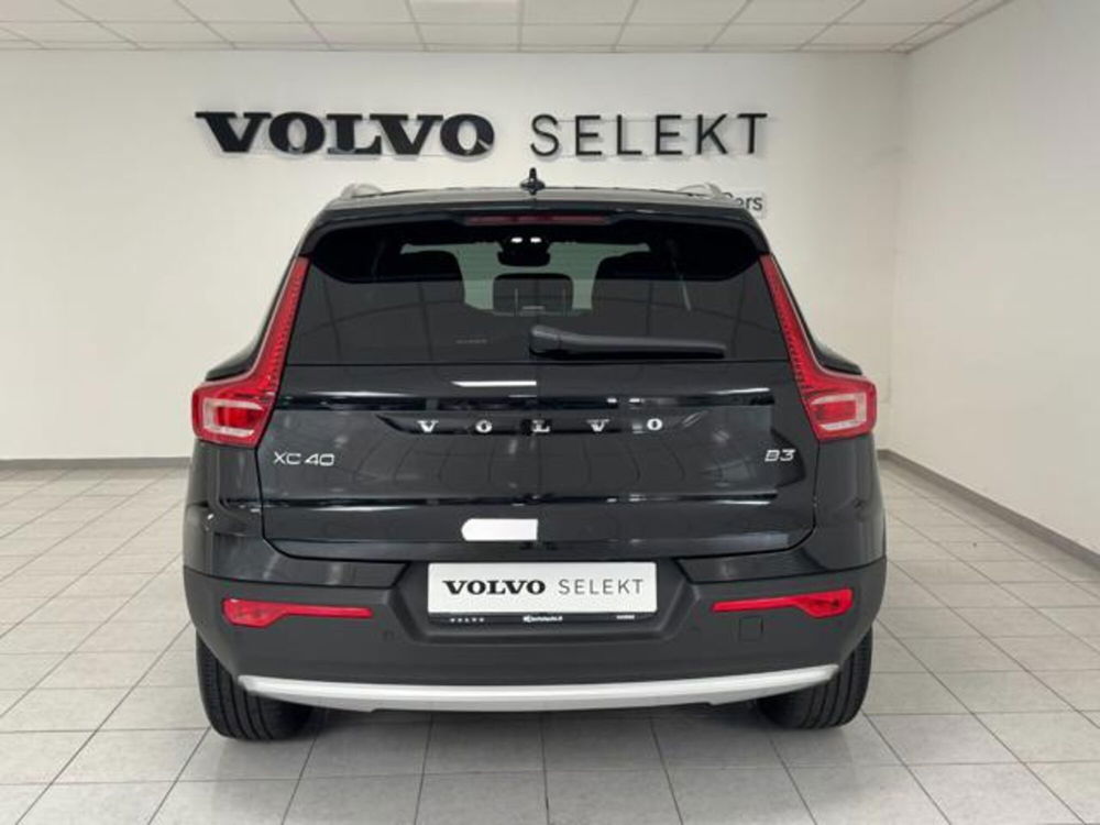 Volvo XC40 usata a Como (7)