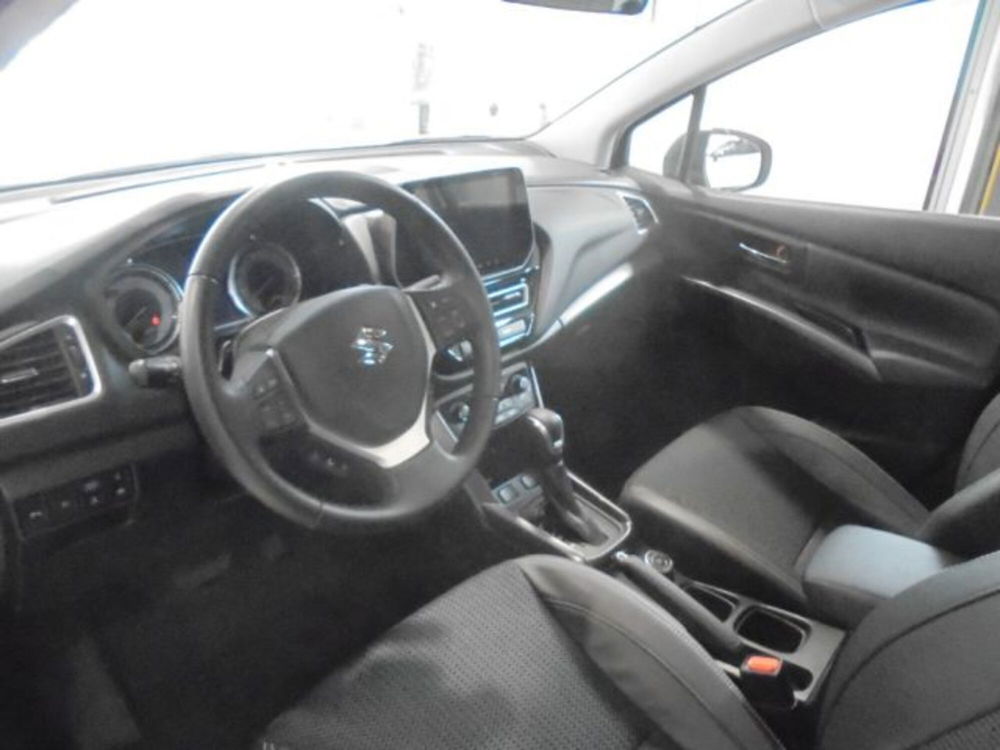 Suzuki S-Cross usata a Novara (4)