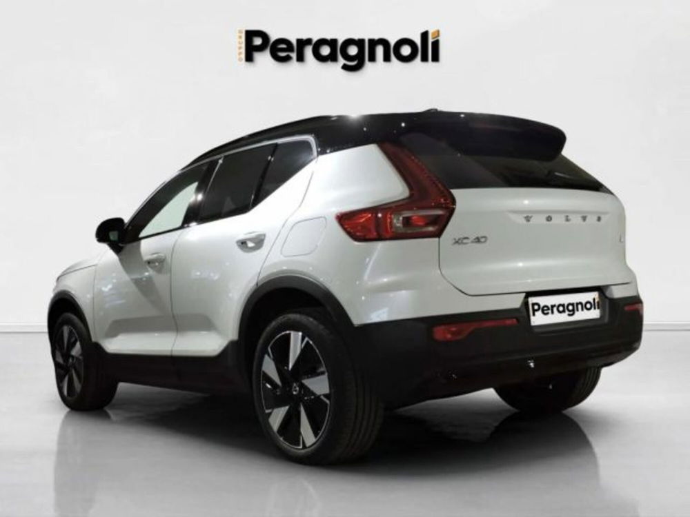 Volvo XC40 nuova a Firenze (4)