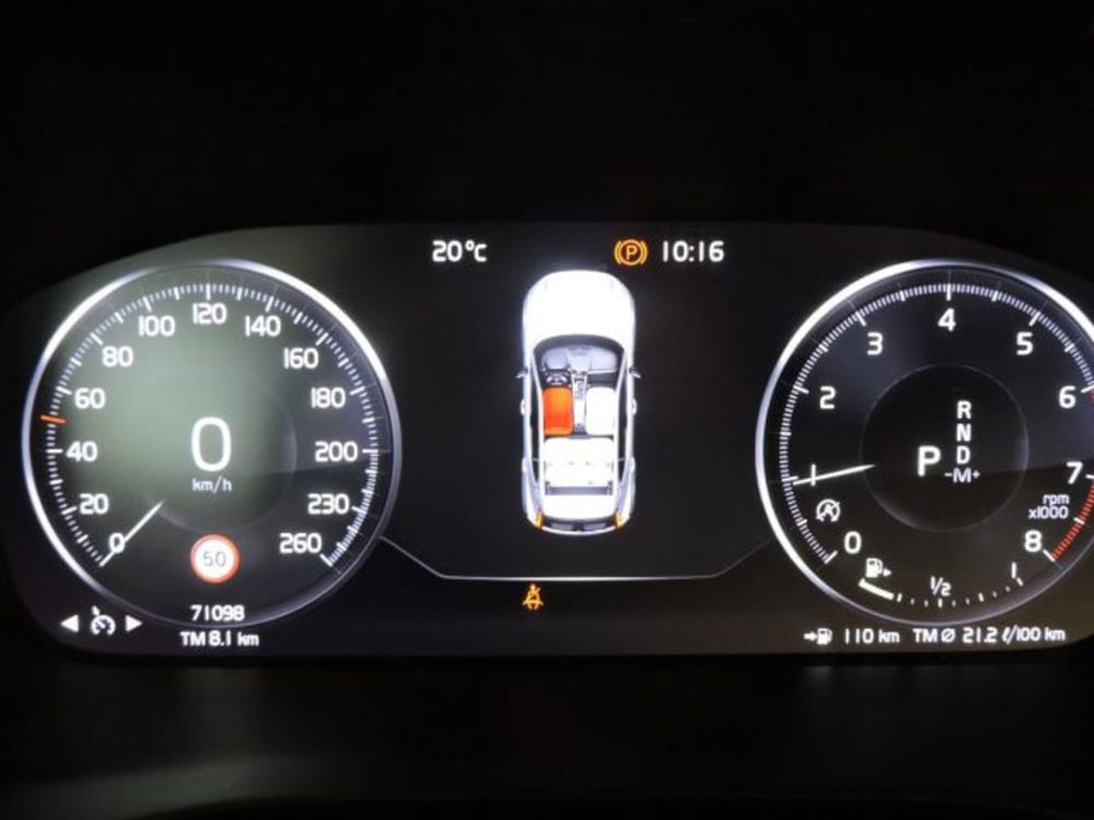 Volvo XC40 usata a Firenze (12)